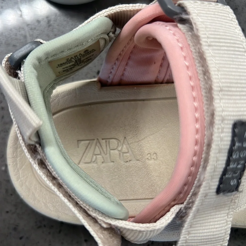 Zara technical sandals size 33 euro (2.5) in us